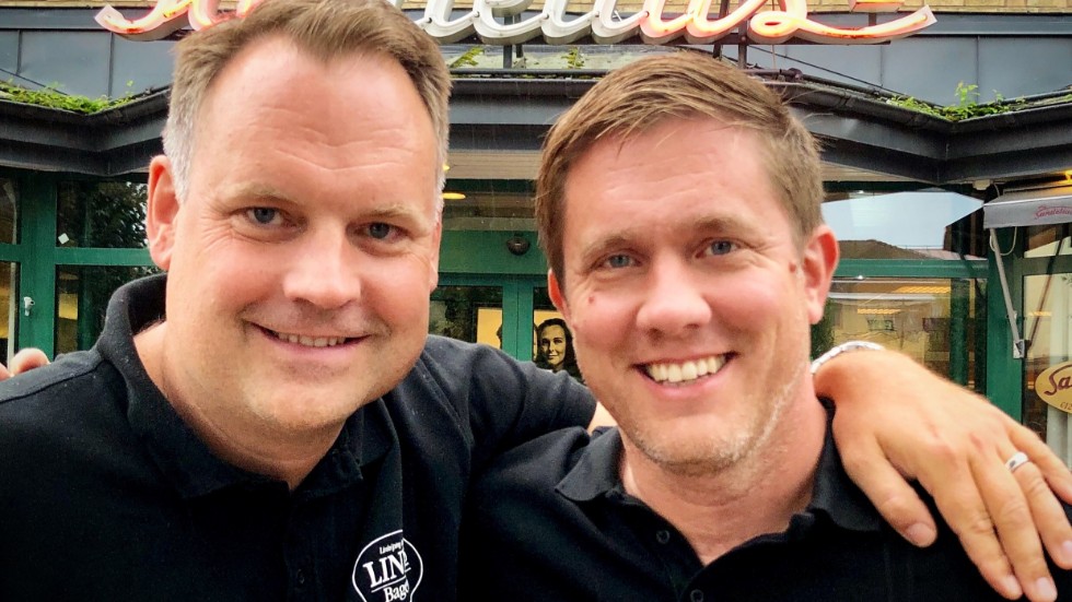 Magnus Olsson och Markus Larsson som driver Linds bageri i Linköping tar över Sandelius i Åtvidaberg. "Vi satsar långsiktigt", säger Magnus Olsson.
