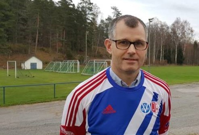 Joakim Svensson kommer vara ensam tränare i VSGF/JAIK kommande säsong.