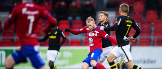 AFC värvar mittfältare: "En tvåvägsspelare"