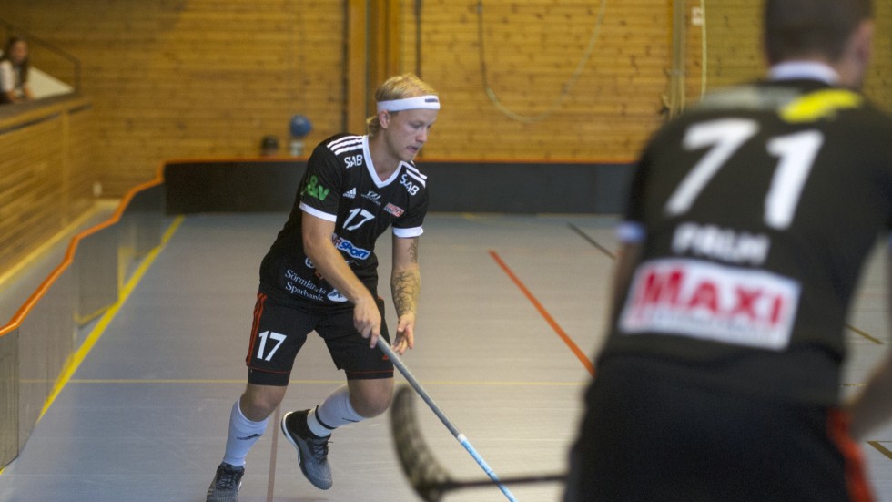 Kevin Hansson gjorde Onyx 2-2-mål mot Lindås. Laget förlorade så småningom bortamötet med 4-7.