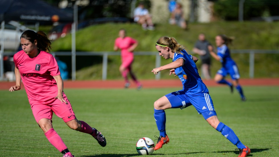 Efter ett års uppehåll gör Lisa Moberg comeback i DFK Värmbol.
