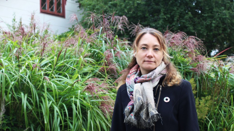 "Det är klimatnödläge och vi anser att Alliansen inte för politik som räcker", säger Rebecka Hovenberg (MP). 
