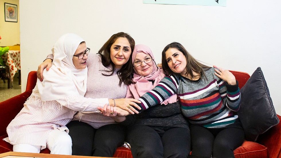 Fyra av fem Motalakvinnor som ska bli ledare för Världens mammor. Från vänster: Sakina Henriksson, Nsrin Hasan, Ralah Atassi och Samar Fawaz.