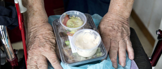 Äldreomsorgens mat föreslås bli dyrare