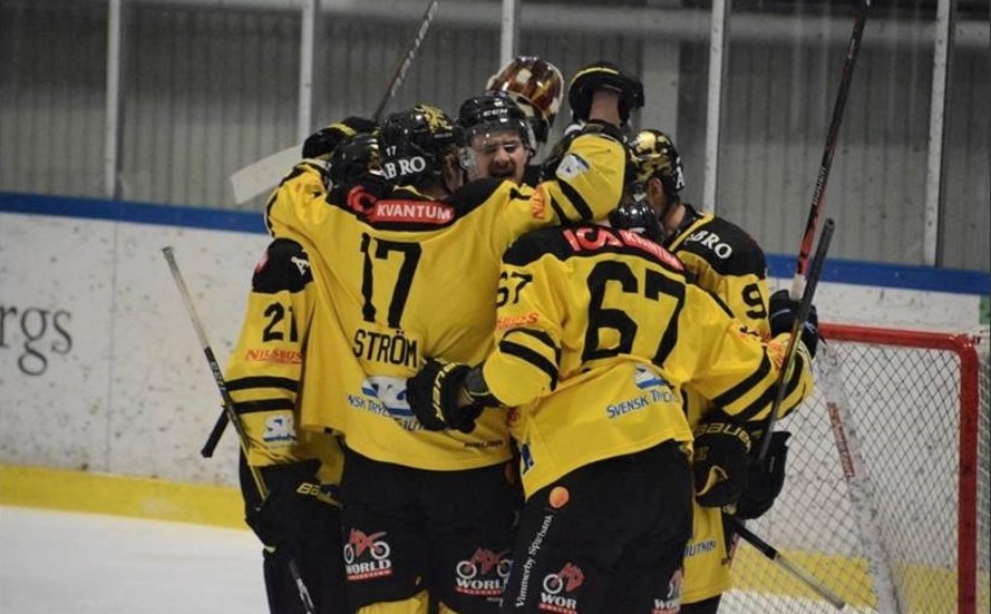 Vimmerby Hockey går för sin tionde raka seger i vårserien.