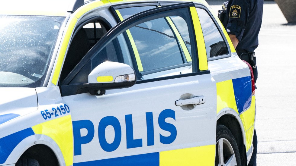 En polispatrull stoppade en förare i centrala Vimmerby under måndagskvällen. 