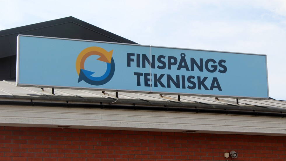 På uppdrag av Finspångs Tekniska utförs renoveringsarbeten av vattenledningar under veckan.