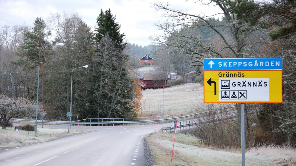 Det går för fort på Grännäsvägen, anser Moderaterna, som skrivit en motion om sänkt hastighet.
