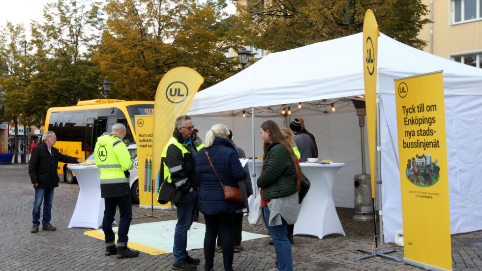 Tre dialogtillfällenhålls för förslaget om nytt busslinjenät i Enköping. Det andra på Stora torget på fredagen, nästa lördag vid Stora Coop.