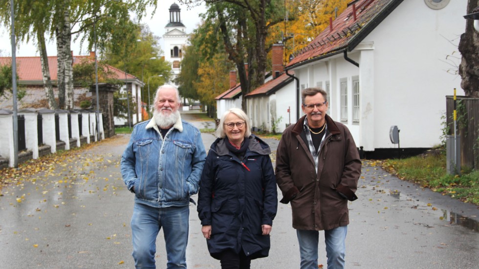 Björn Ullhagen, Kersti Kollberg och Roger Lööf har skrivit boken "Med historien in i framtiden" som handlar om brukorten Söderfors.