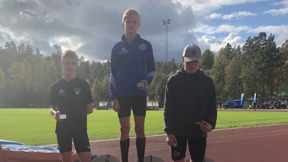 Sebastian Håårdh var en av de SVIF-ungdomar som lyckades bra på TAIF-spelen. Han vann guld i P15-klassen i längdhopp.