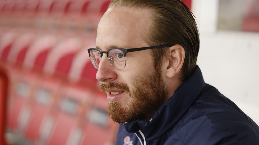 Emil Georgsson är inne på sin andra säsong som sportchef för Västerviks IK.