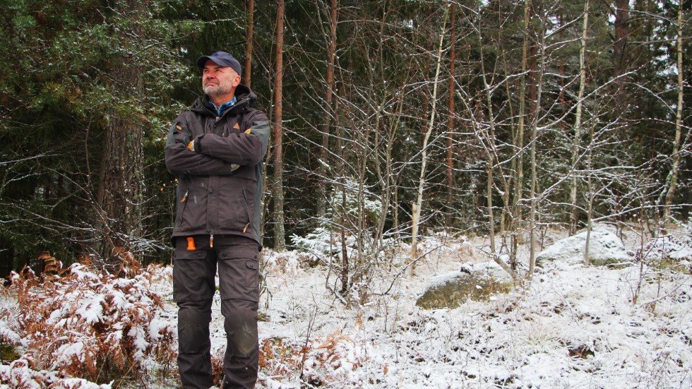 Efter nio år hos outdoorjätten satsar Johan Skullman nu på ett eget märke. Terrängen förblir hans arbetsplats.