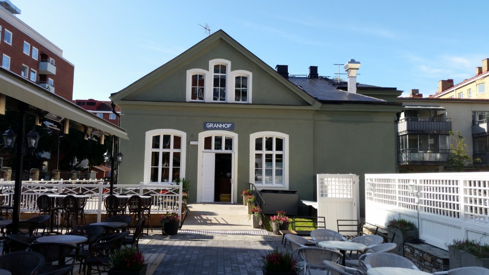 Restaurangen Granhof har öppnat i Granskolans gamla lokaler i Luthagen.