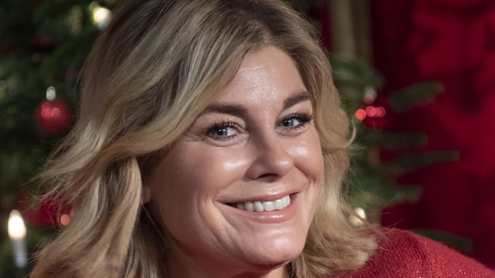 Pernilla Wahlgren innehar den kvinnliga huvudrollen i årets julkalender.