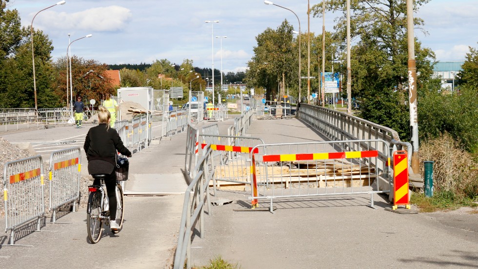 Ett körfält på Gasverksbron öppnas upp för trafik i slutet av den här veckan.