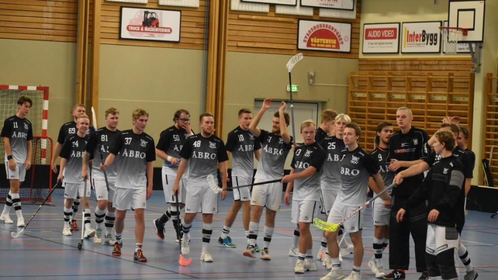 VIBK vann med 7–3 mot Karlskrona.