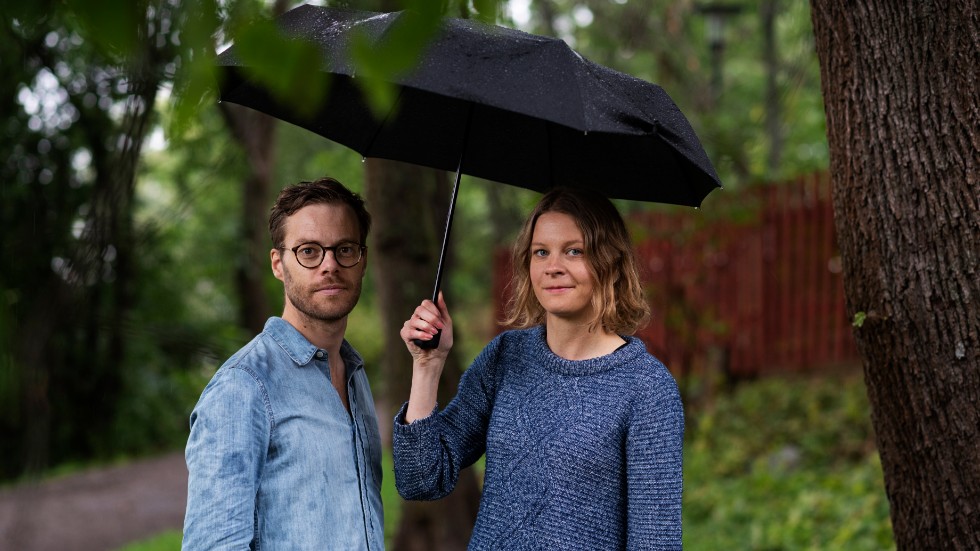 Journalisten Anna Liljemalm som tidigare bott i Luleå och fotografen Erik Abel från Umeå är aktuella med en ny reportagebok om fröer.

