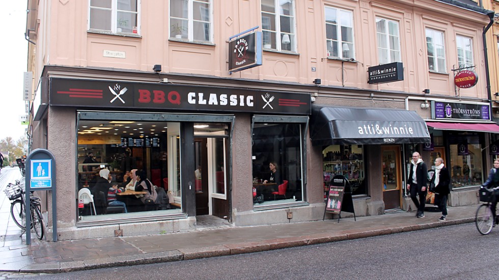 Det är i hörnet av Storgatan och Klostergatan som den nya restaurangen har öppnat.