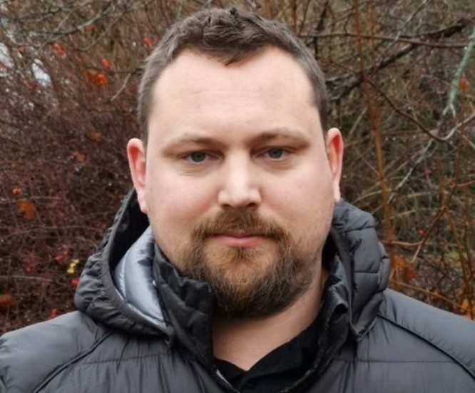Erik Olsson är en av initiativtagarna till "Helgpatrullen". 