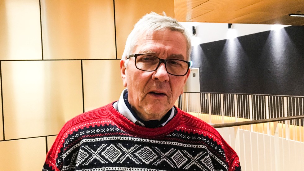Dick Vånsjö (SJVP) vice kommunalråd tar tillbaka beslutet att avsäga sig hans kommunala förtroendeuppdrag. 