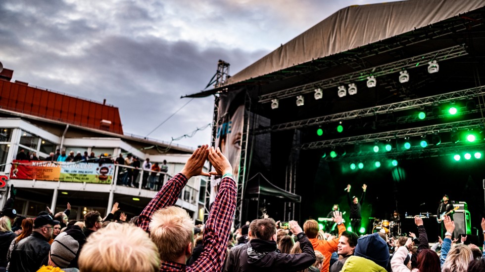 Petter på Kirunafestivalens 20-årsjubileum förra sommaren. Nästa sommar siktar arrangören Tusen toner på att skapa en ny folkfest.