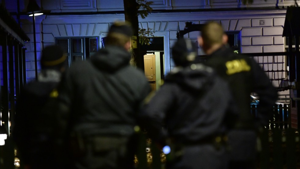 Delar av en termos hittades efter explosionen på Södermalm i Stockholm natten till torsdagen.