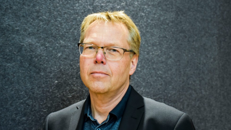Kommundirektören Lennart Andersson fick fyra av fem underskrifter under tisdagskvällen. 