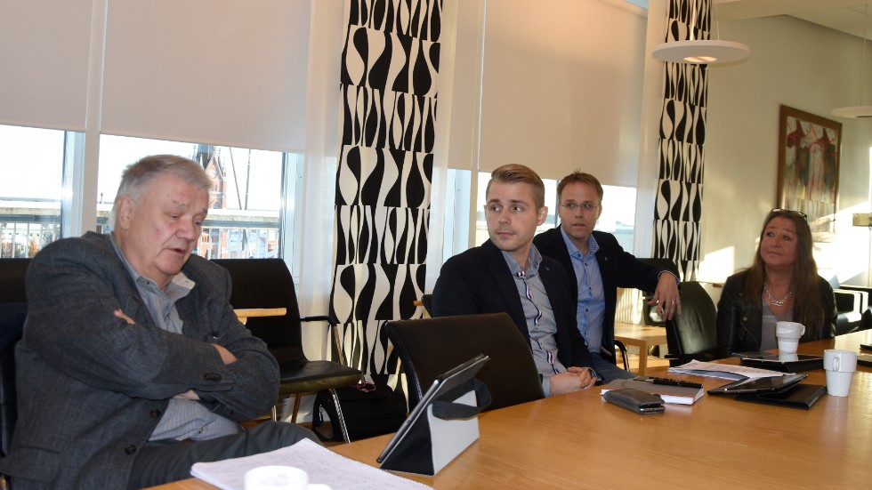 Förändring och stabilitet, anser sig Dan Ankarholm (SJVP), Thomas Söderström (L), Samuel Ek (KD) och Carola Lidén (C) kunna erbjuda Luleåborna om de får makten efter valet 2022.