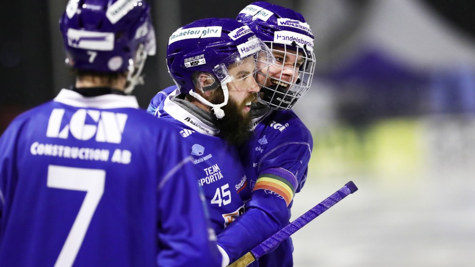 IFK Motala, här Kasperi Hirvonen, Jonas Enander och Erik Litzén, gör en ändring till kvällens match mot Bollnäs. Nicklas Ögren är tillbaka i laget.