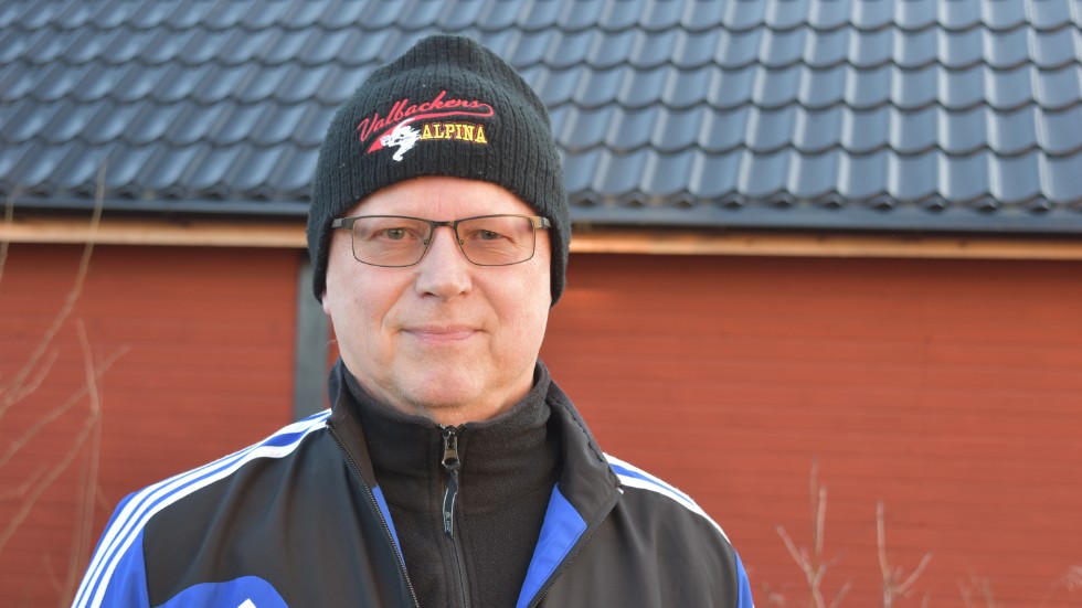 Sören Andersson konstaterar att föreningen klarar en men inte två gröna vintrar på grund av lån och löpande kostnader.