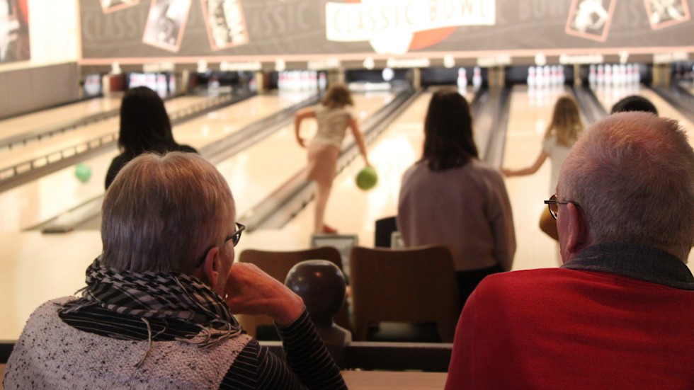 Att titta på bowling är också kul. Syftet med Bowlingens Dag var förstås att få fler att ta steget från åskådarplats till bowlingbanorna.