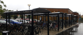 Lyxig cykelparkering med tak och värme