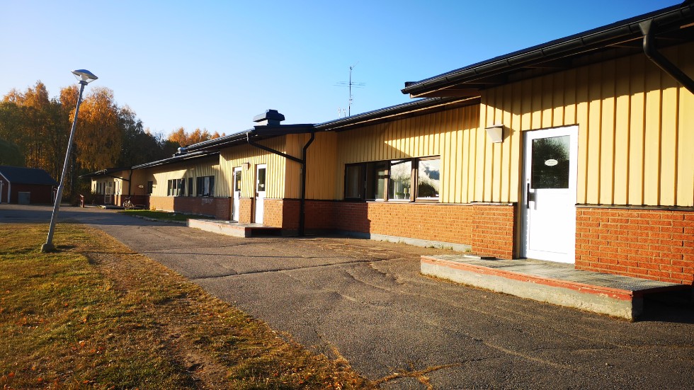 Kullenskolan i Öjebyn är en lågstadieskola för barn mellan sex och tio år. 