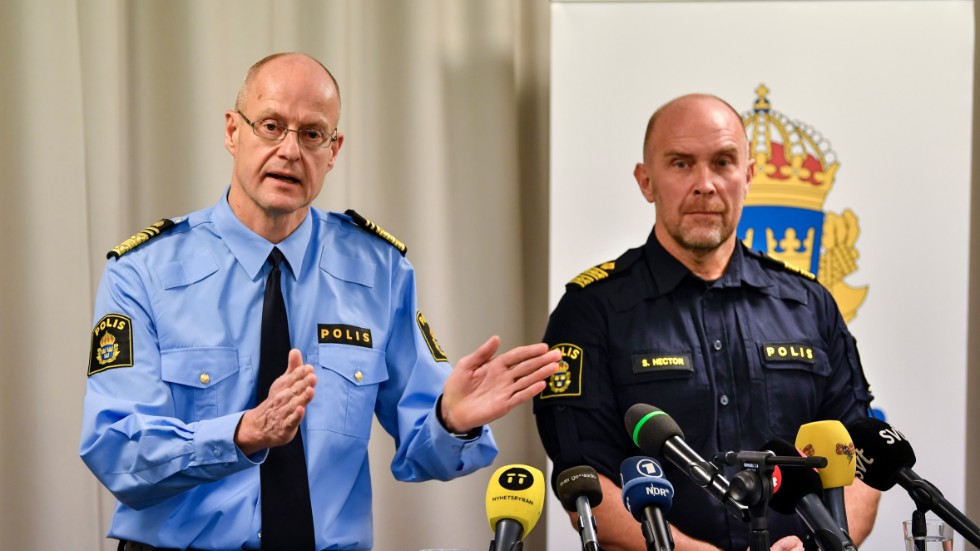 Polischeferna Mats Löfing och Stefan Hector inkledde i måndags en särskild nationell händelse om gängvåldet.