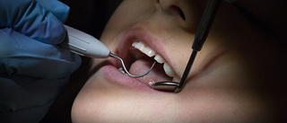 Tandläkare skadade tand hos patient 