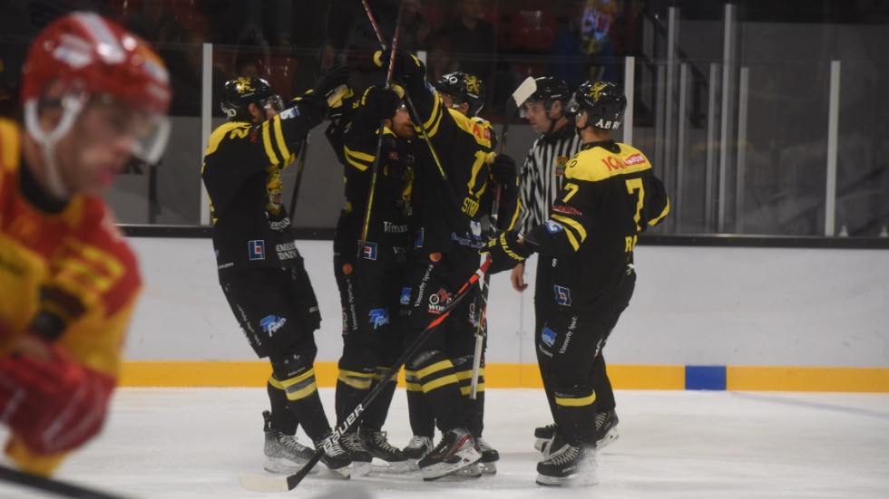 Vimmerby Hockey-produkten ser ut att bryta sitt kontrakt med IK Oskarshamn.