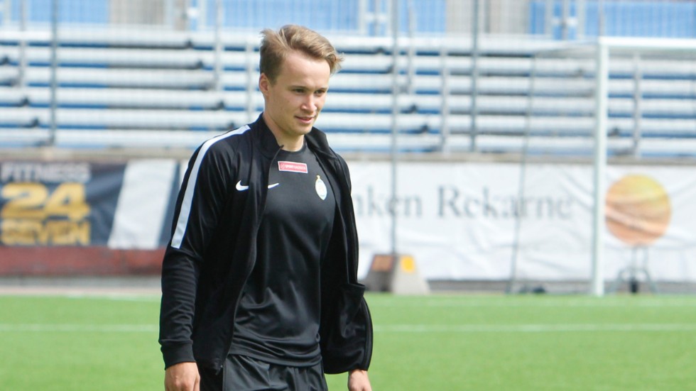 Robert Åstedt har inte spelat en enda match sedan knäoperationen han gjorde i slutet av 2018.