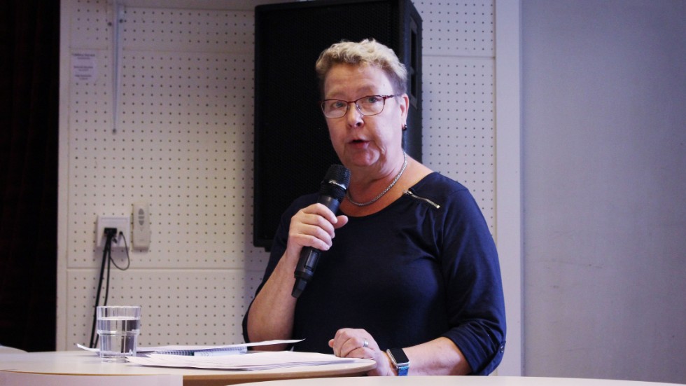 Mia Sköld (MP) var tveksam till att stänga Södra Hamnspåret redan nu. 