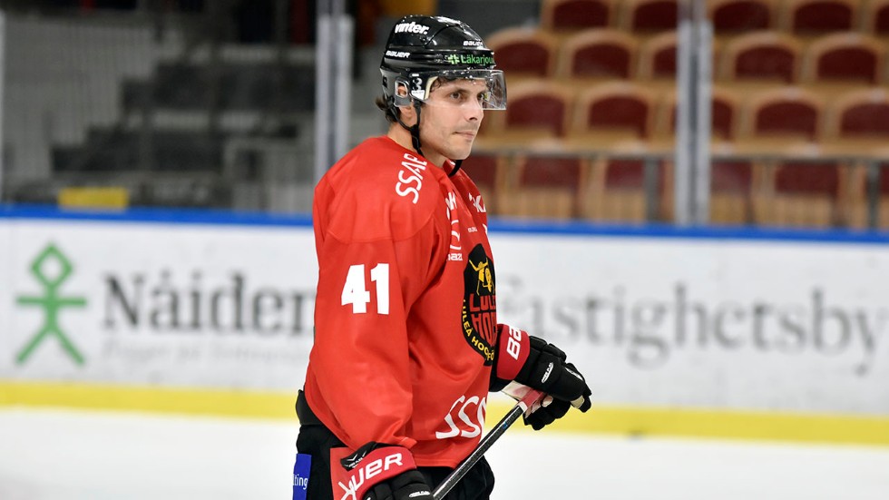 Daniel Widing gjorde under onsdagsförmiddagen sitt första pass med Luleå Hockey.