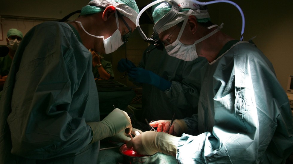 En njurtransplantation på Karolinska sjukhuset för ett antal år sedan.
