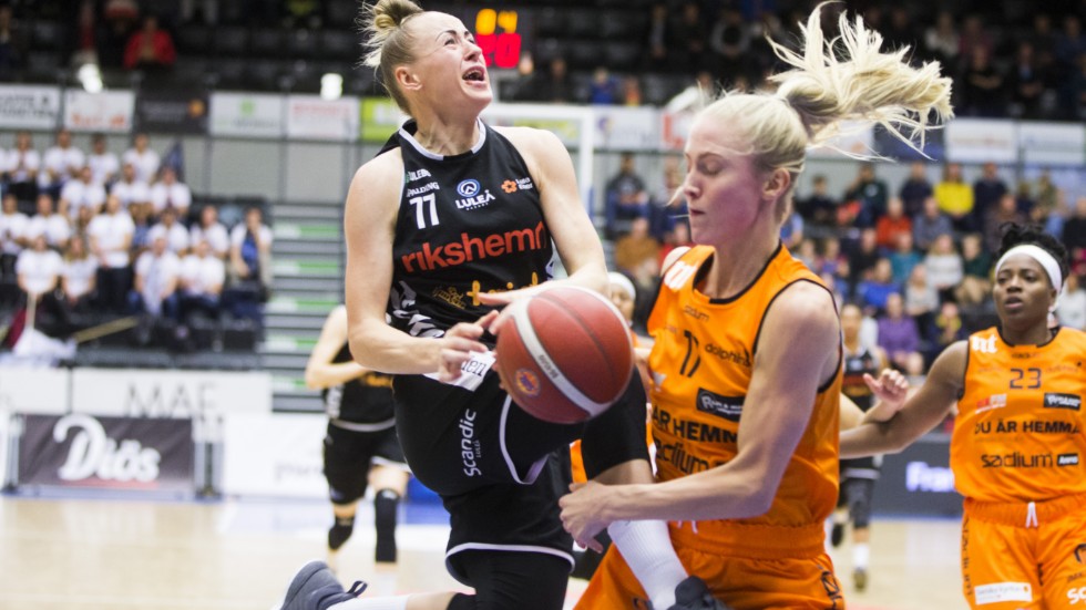 Santa Baltkojiene, Luleå Basket och Anna Lundquist, Norrköping Dolphins.