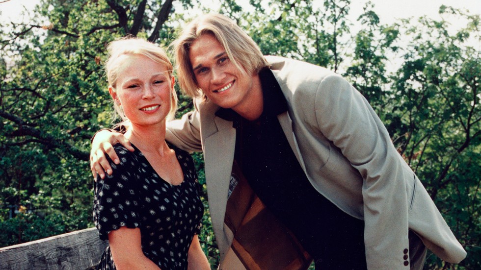 Lina Pleijel och Bengt Dahlqvist 1996, som Sandra Bovallius och Daniel Toivonen i TV4:s "Skilda världar".