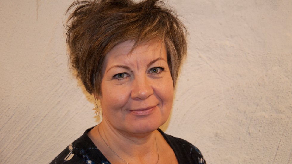 Anette  Carlsson, konstpedagog, är anställd som koordinator för projektet.