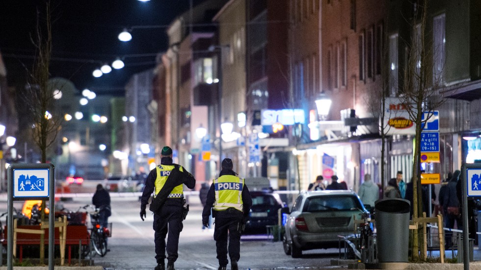 En person misshandlades på Östra Storgatan i Nyköping natten mot söndagen.