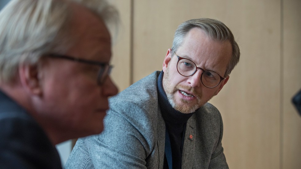 Både Peter Hultqvist samt Mikael Damberg framhäver att Gotland spelar en viktig roll som pilotprojekt. 