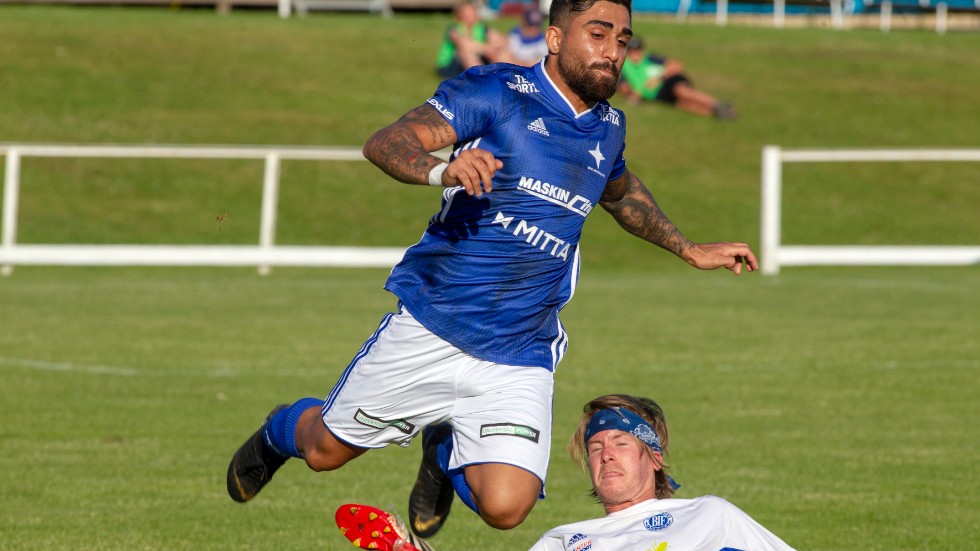 Mille Hamasaid gjorde ett av målen när IFK Motala vann mot Vadstena GIF med 3-0 i herrfyran.