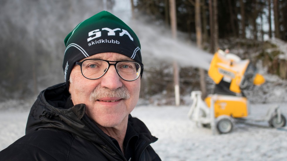 Lasse Grennberger är en av alla frivilliga som lägger mycket av sin lediga tid på att skapa förutsättningar för en lång skidsäsong i Sya.