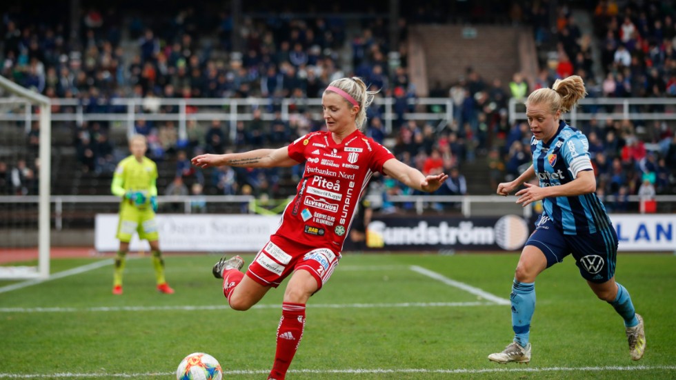 Emelie Lövgren har spelat 160 matcher i damallsvenskan för Piteå IF. 
