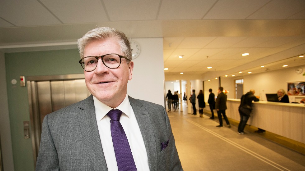 Anders Jolby började som förvaltningschef 2011. I september i år lämnade han sitt uppdrag. "Vi har kommit fram till att det är läge för en förändring i ledarskapet", sa Peter Lindvall då.